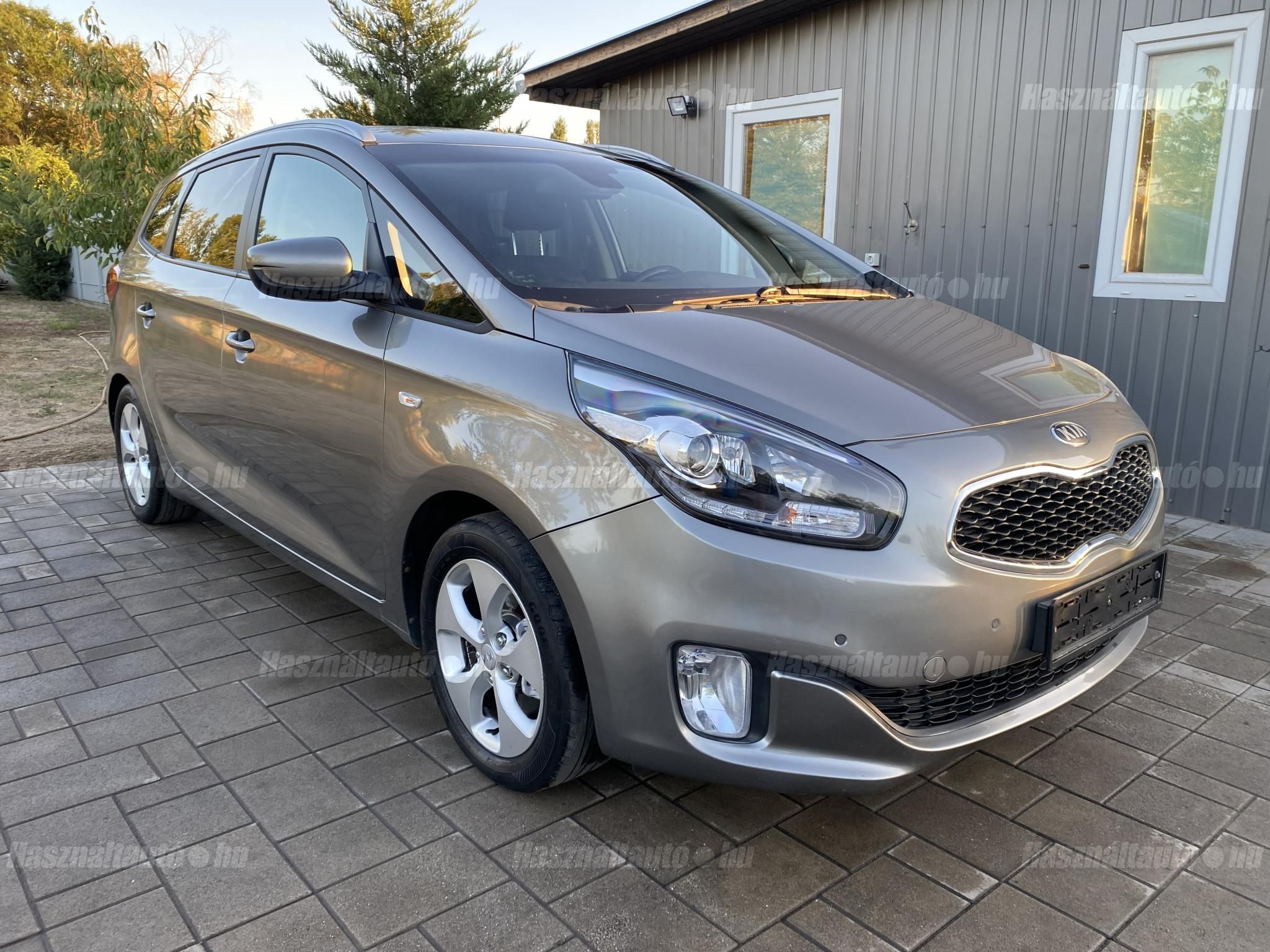 KIA CARENS 2013/7 - 1