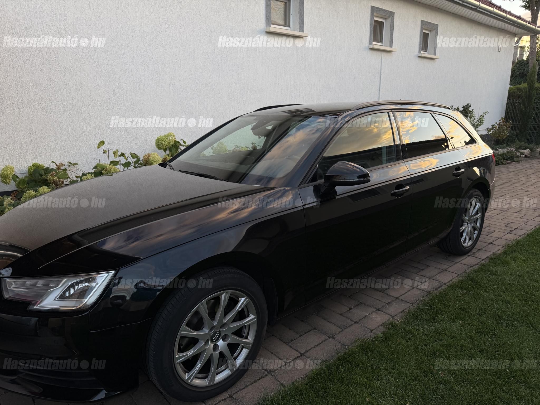AUDI A4 2017/8 - 1
