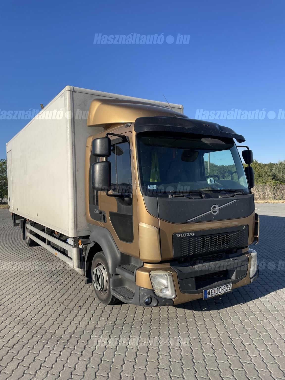 VOLVO 2013/8 - 1
