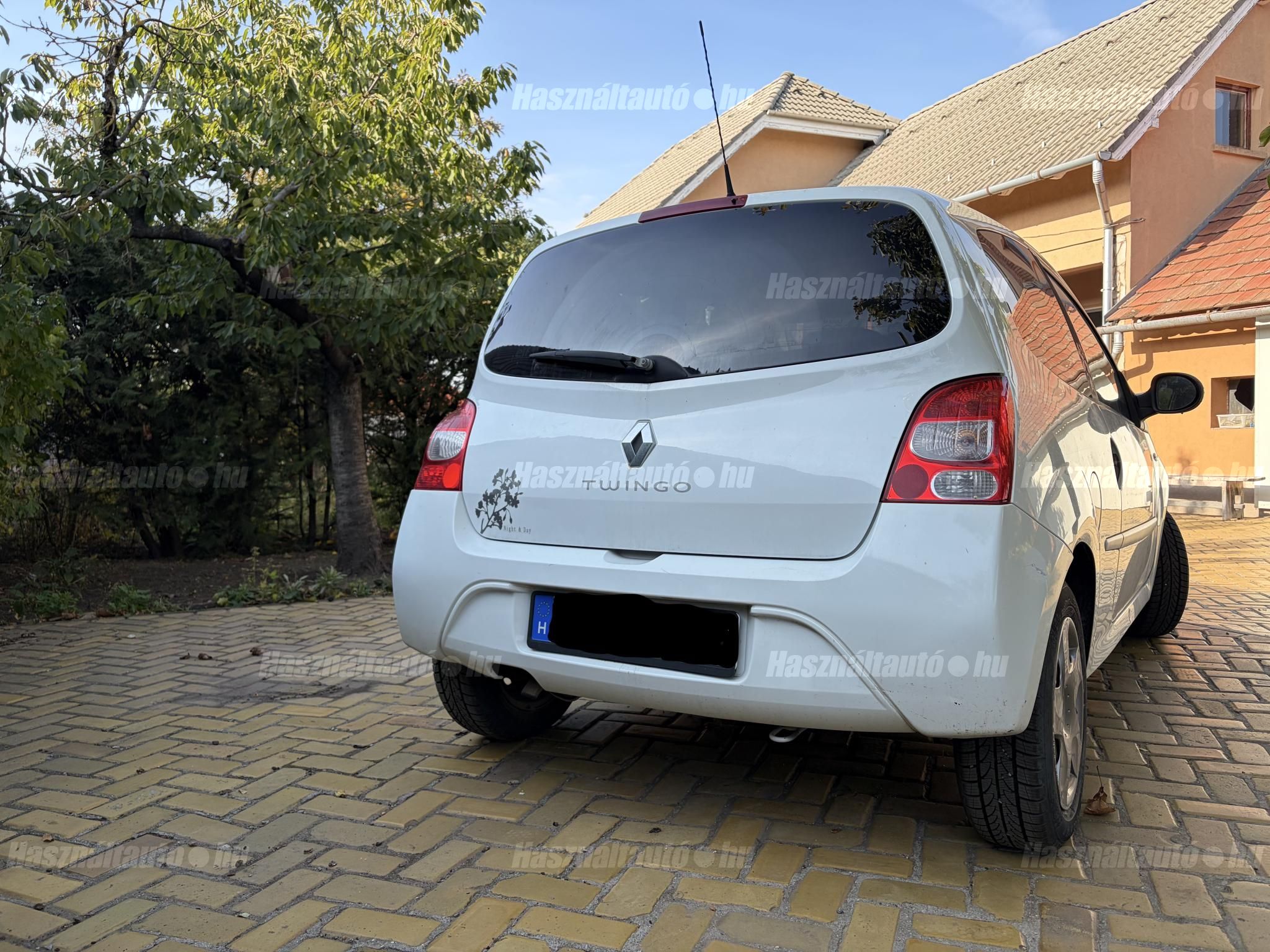 RENAULT TWINGO 2009/2 - 1