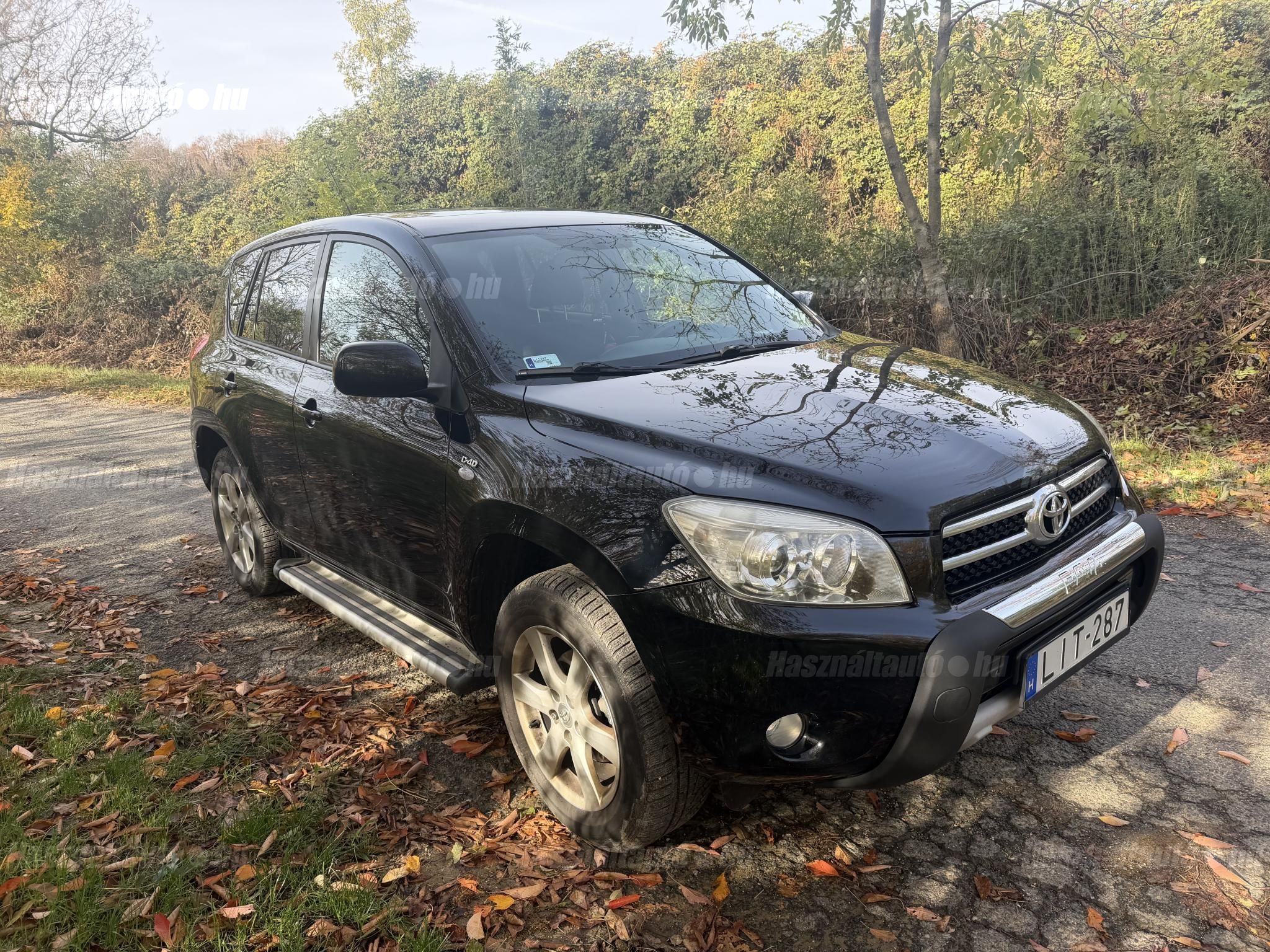 TOYOTA RAV 4 2008/9 - 1