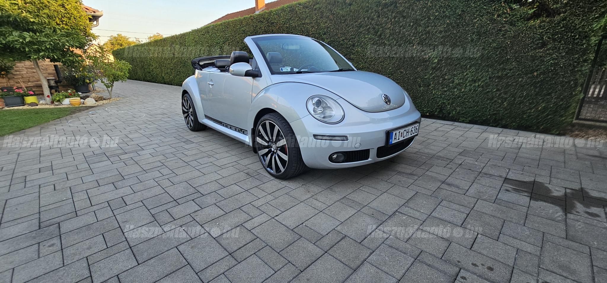 VOLKSWAGEN NEW BEETLE 2006/6 - 1