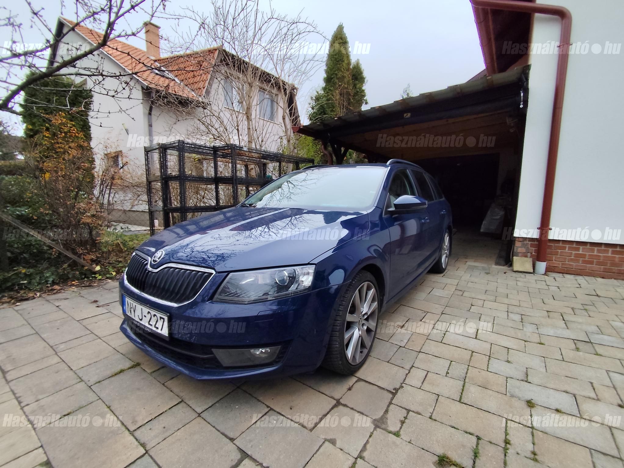 SKODA OCTAVIA 2016/12 - 1