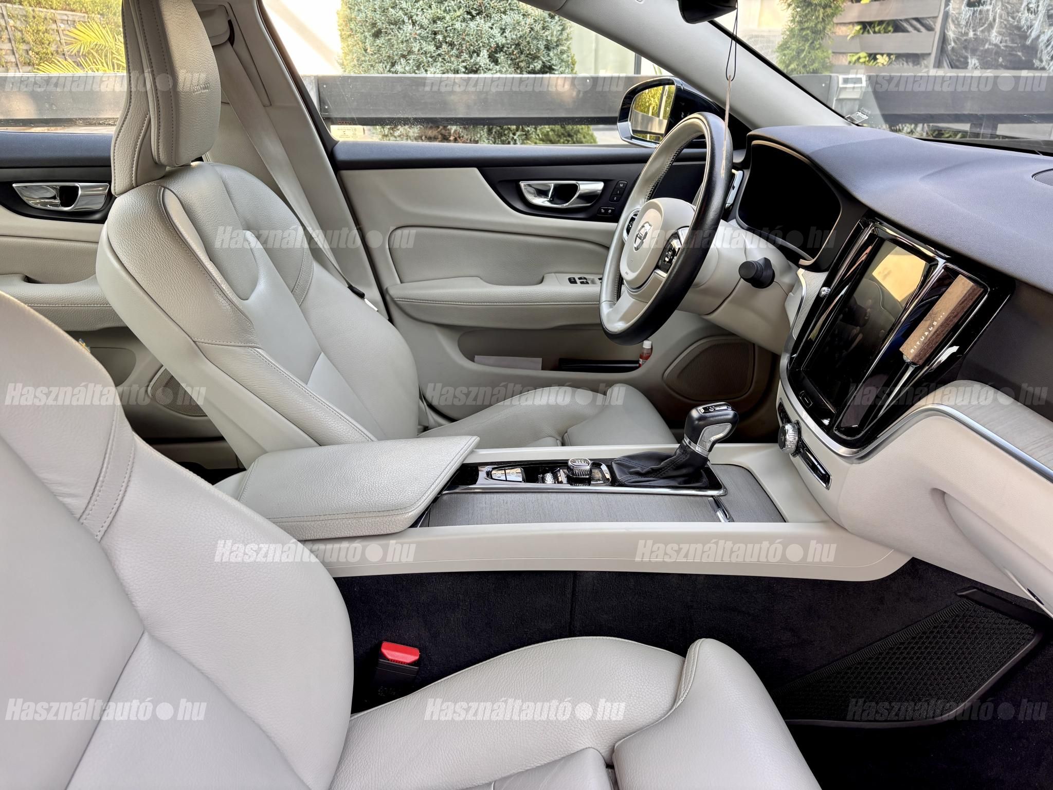 VOLVO S60 2019/10 - 1