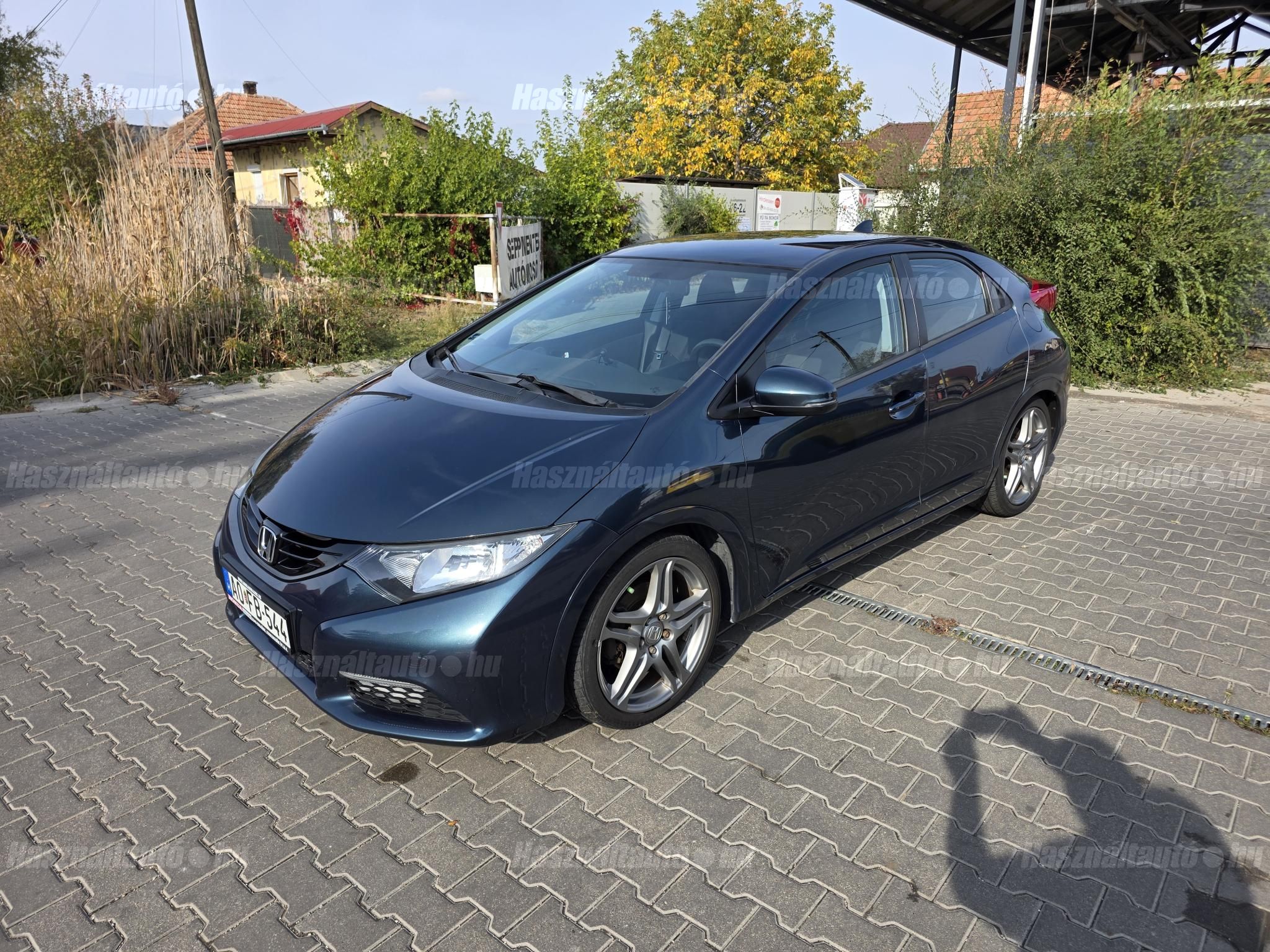 HONDA CIVIC 2013/4 - 1