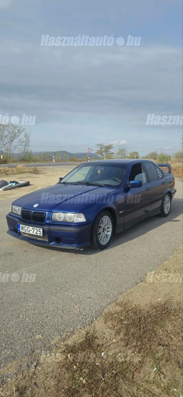 BMW 318 1997/12 - 1