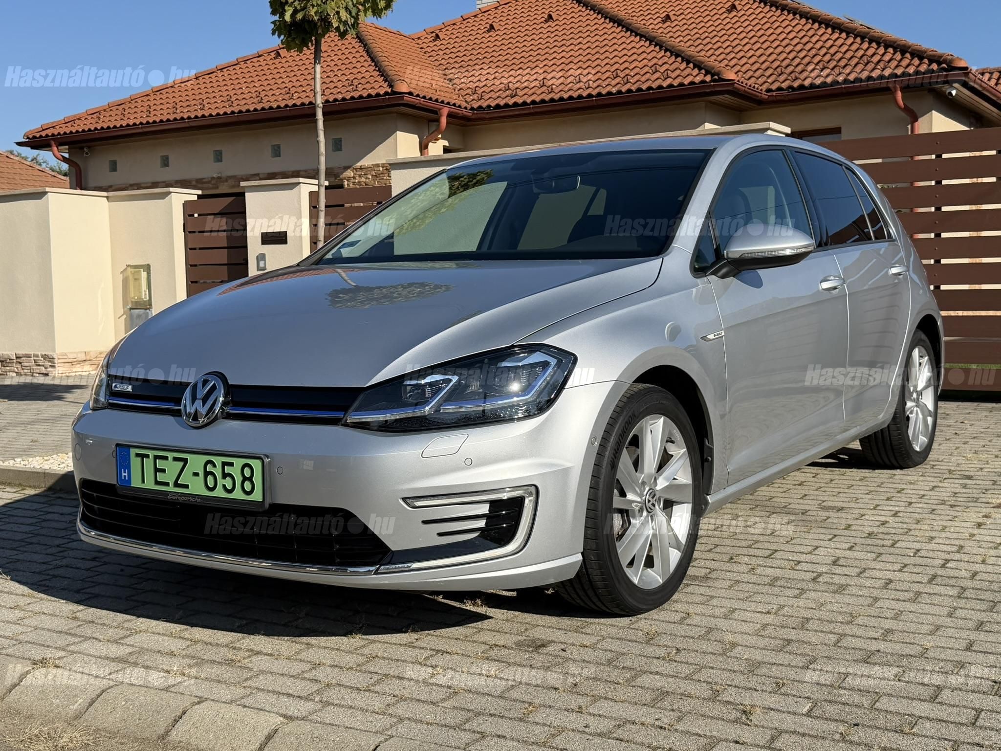 VOLKSWAGEN GOLF 2019/6 - 1