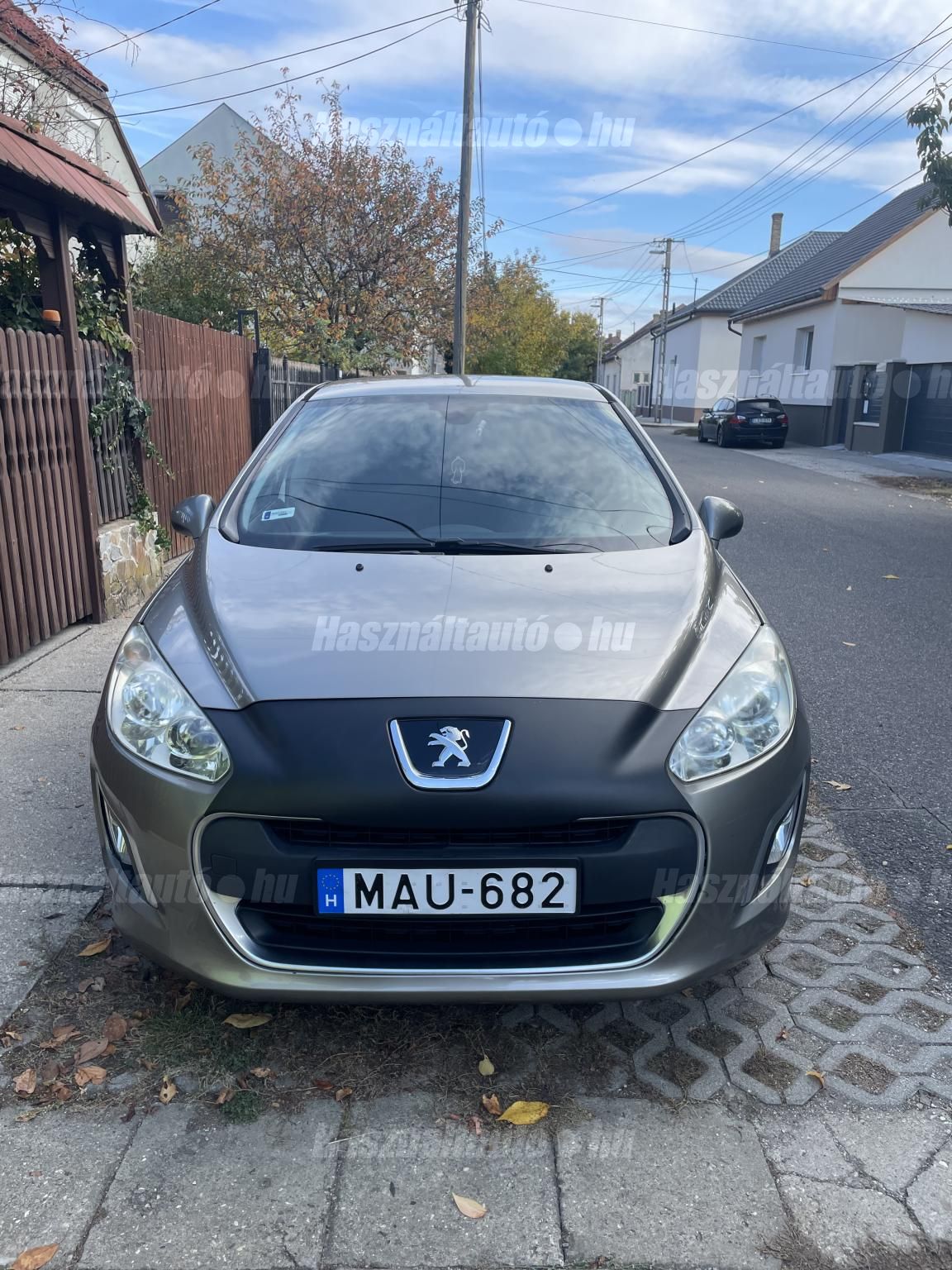 PEUGEOT 308 2011/12 - 1
