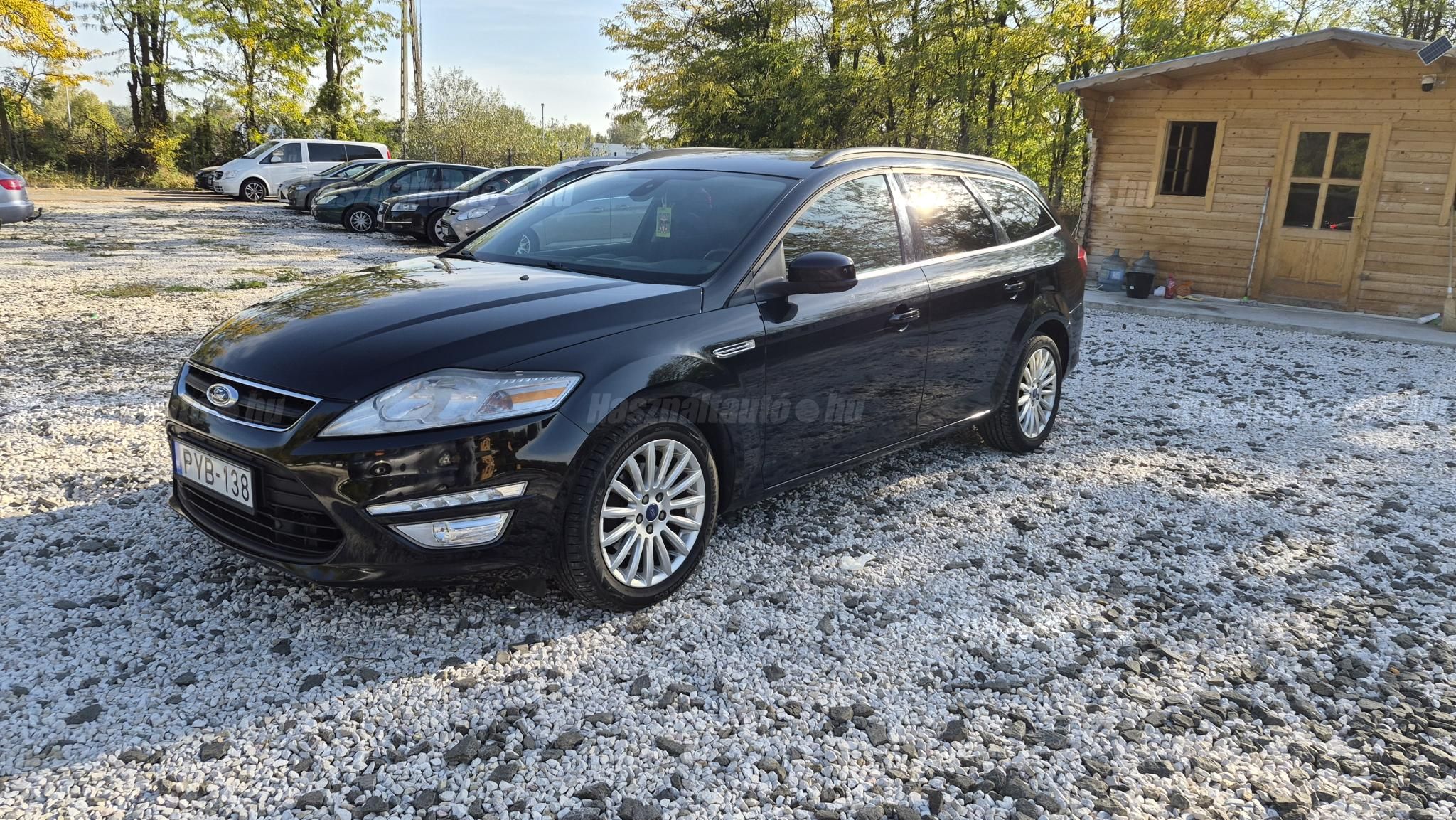 FORD MONDEO 2014/8 - 1