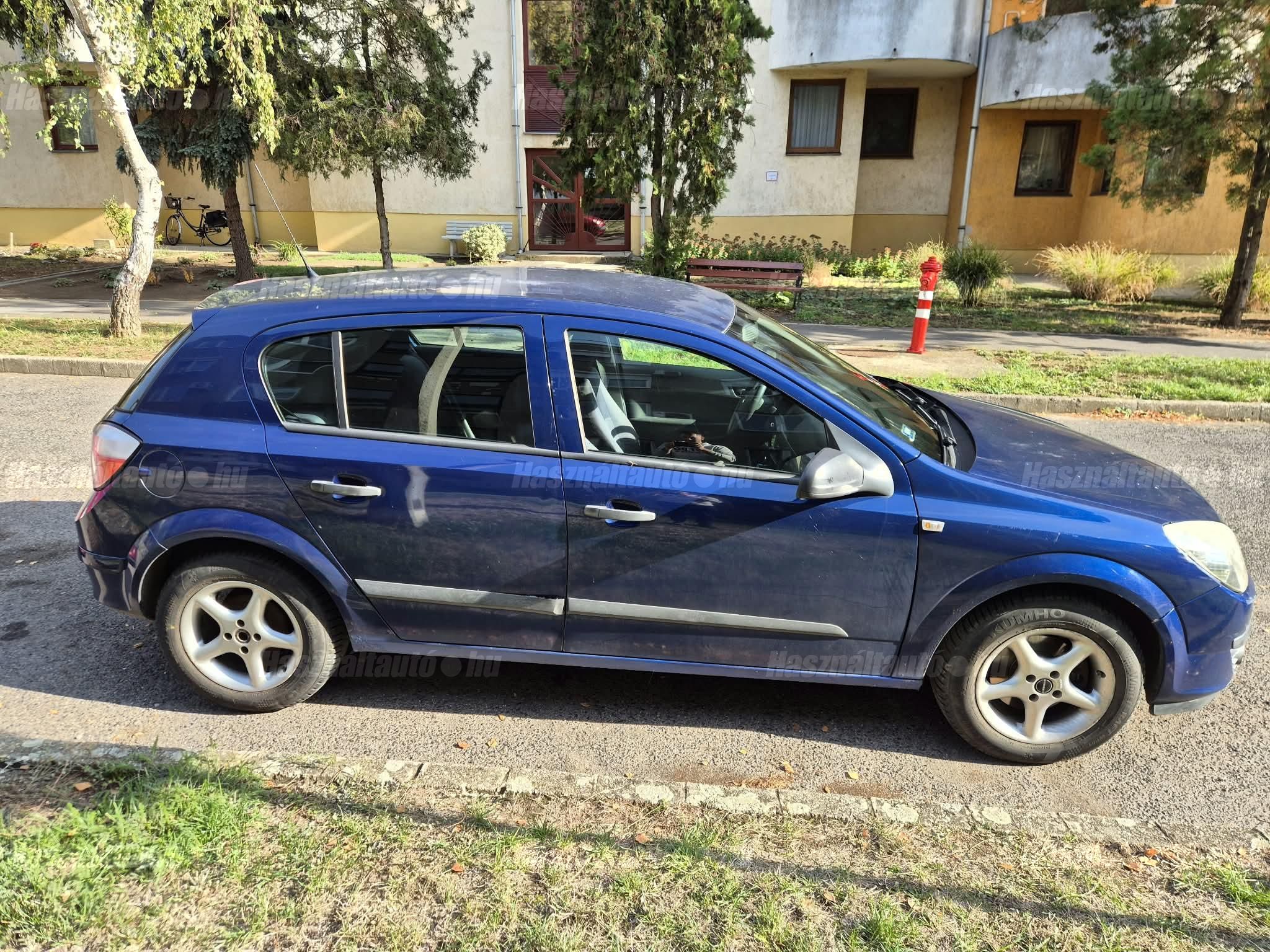 OPEL ASTRA H 2005/12 - 1