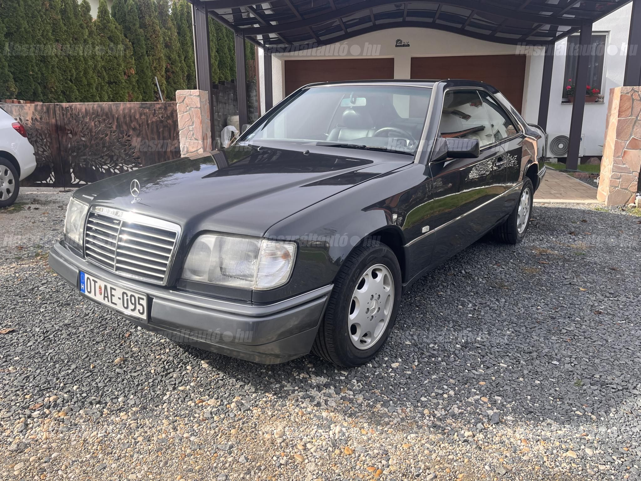 MERCEDES-BENZ W 124 1995/10 - 1