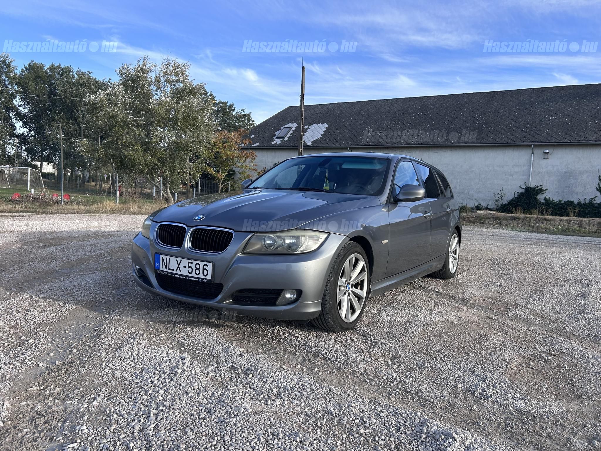 BMW 320 2011/10 - 1