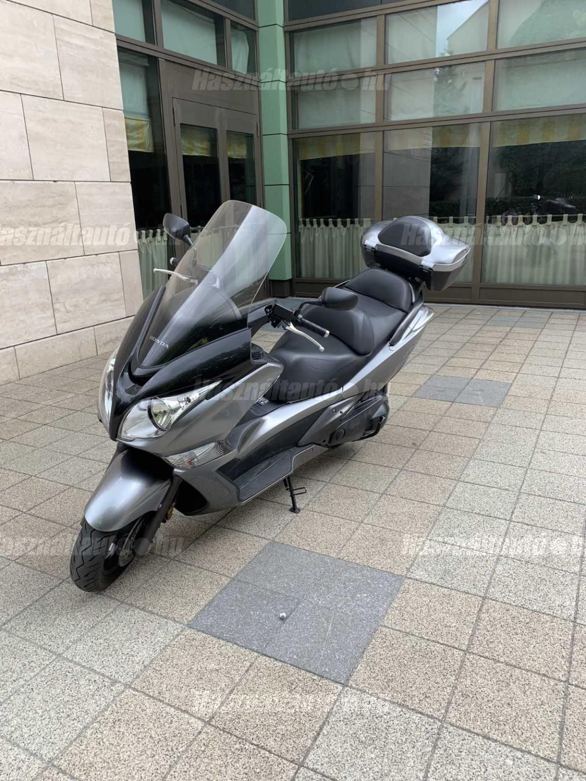 HONDA SW-T 600 2011/4 - 1