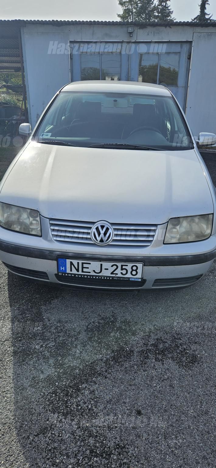 VOLKSWAGEN BORA 1999 - 1