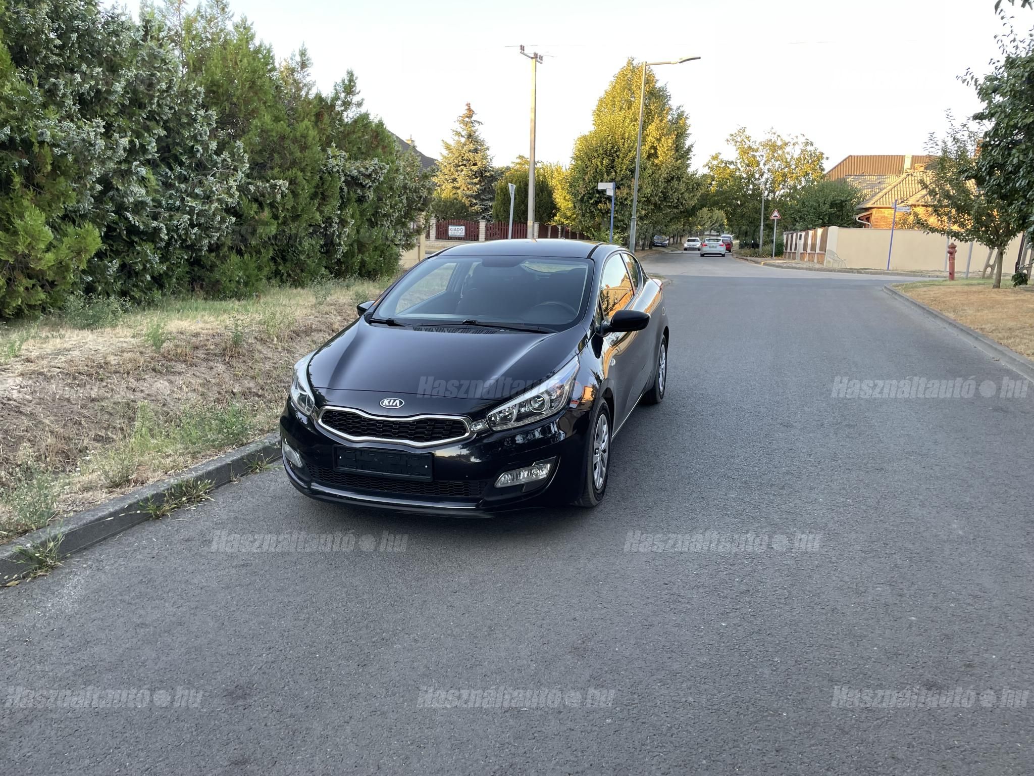 KIA PRO CEE'D 2013/9 - 1