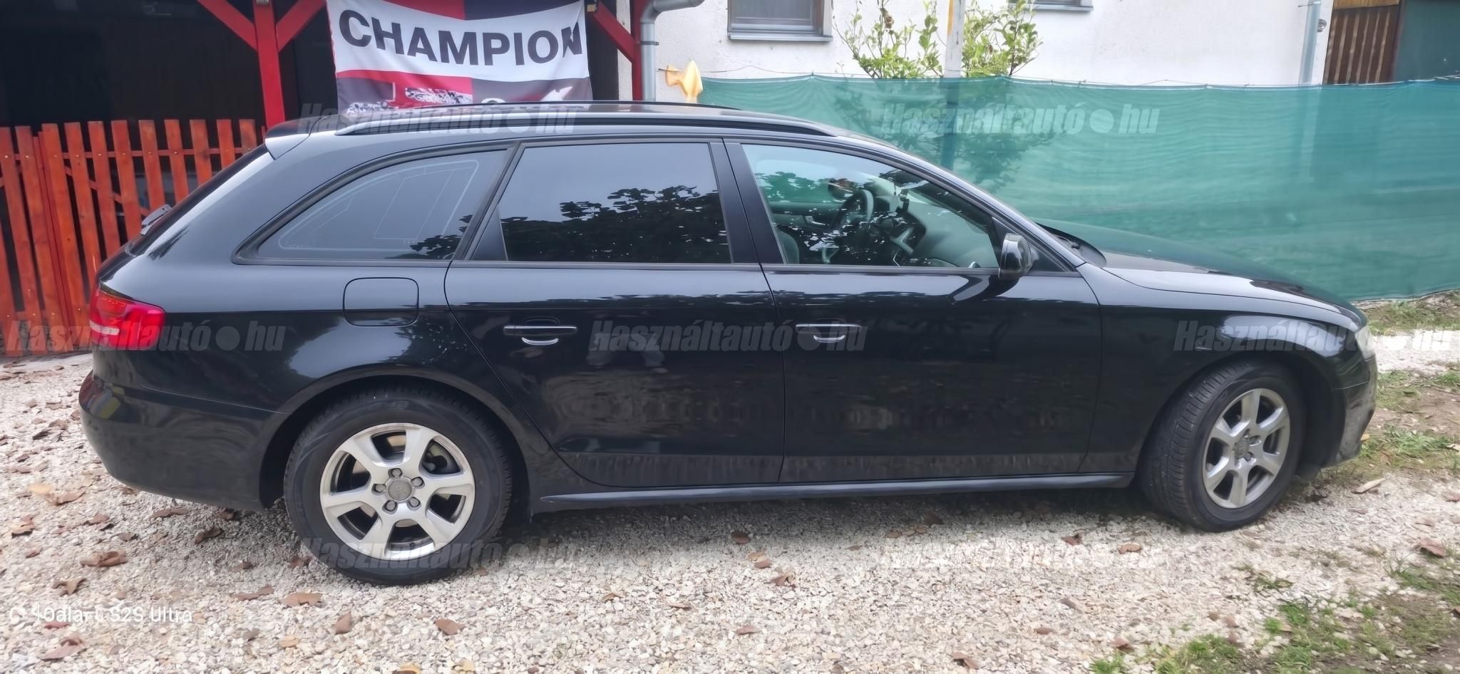 AUDI A4 2010/4 - 1