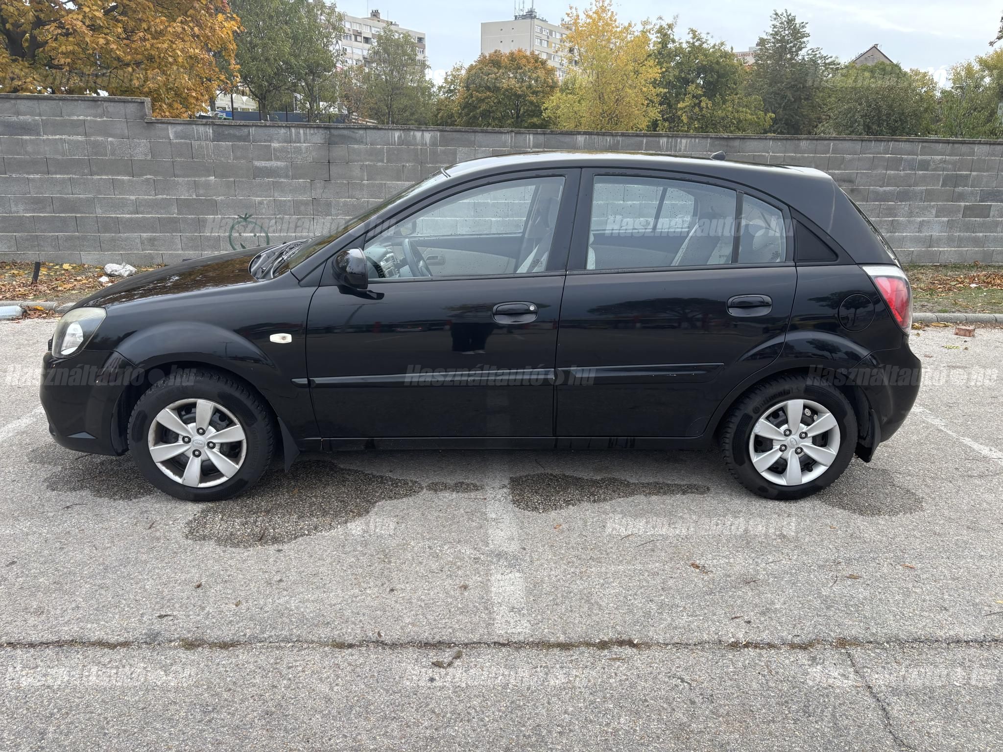KIA RIO 2009/12 - 1