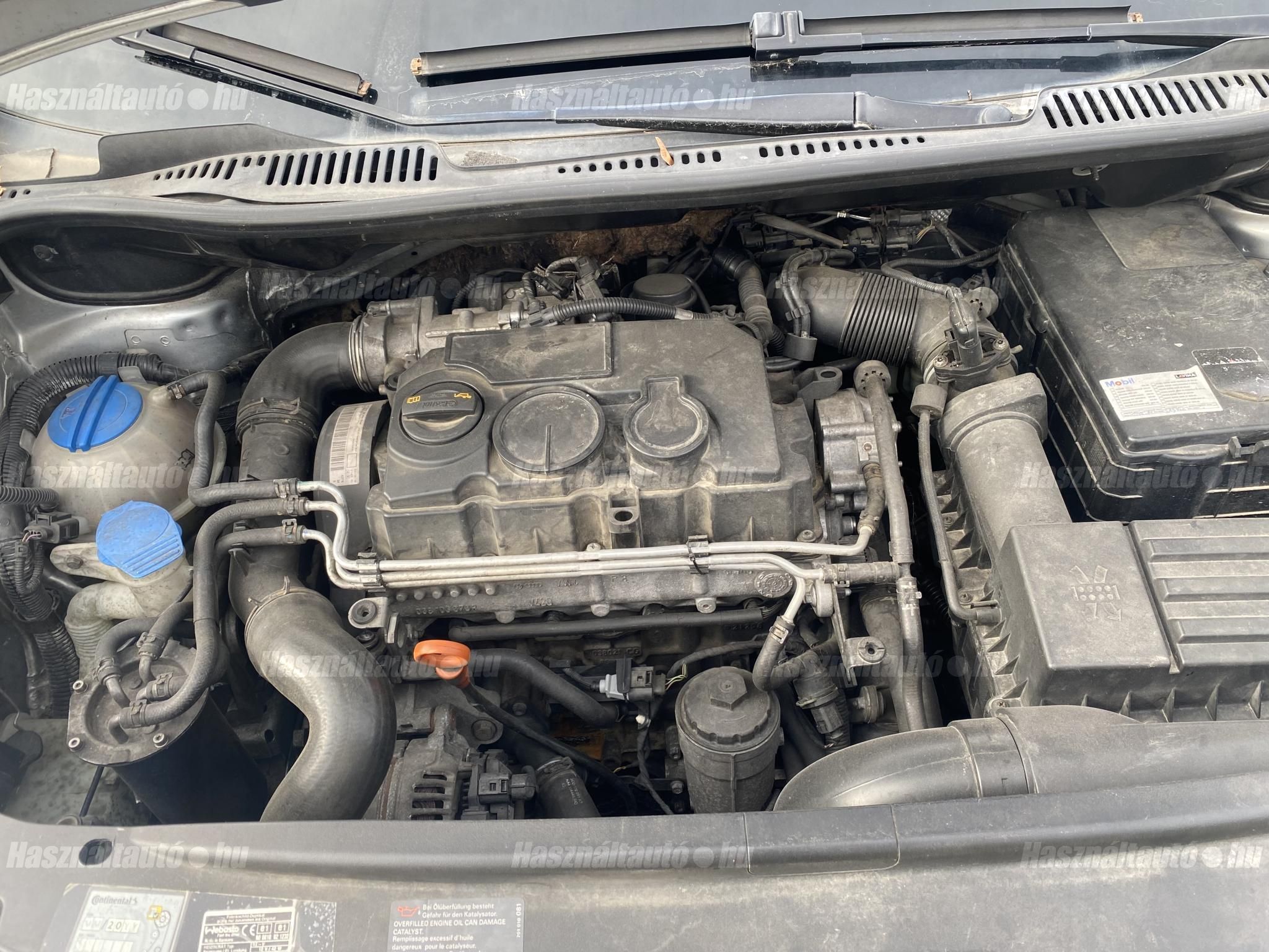 VOLKSWAGEN TOURAN 2006/10 - 1