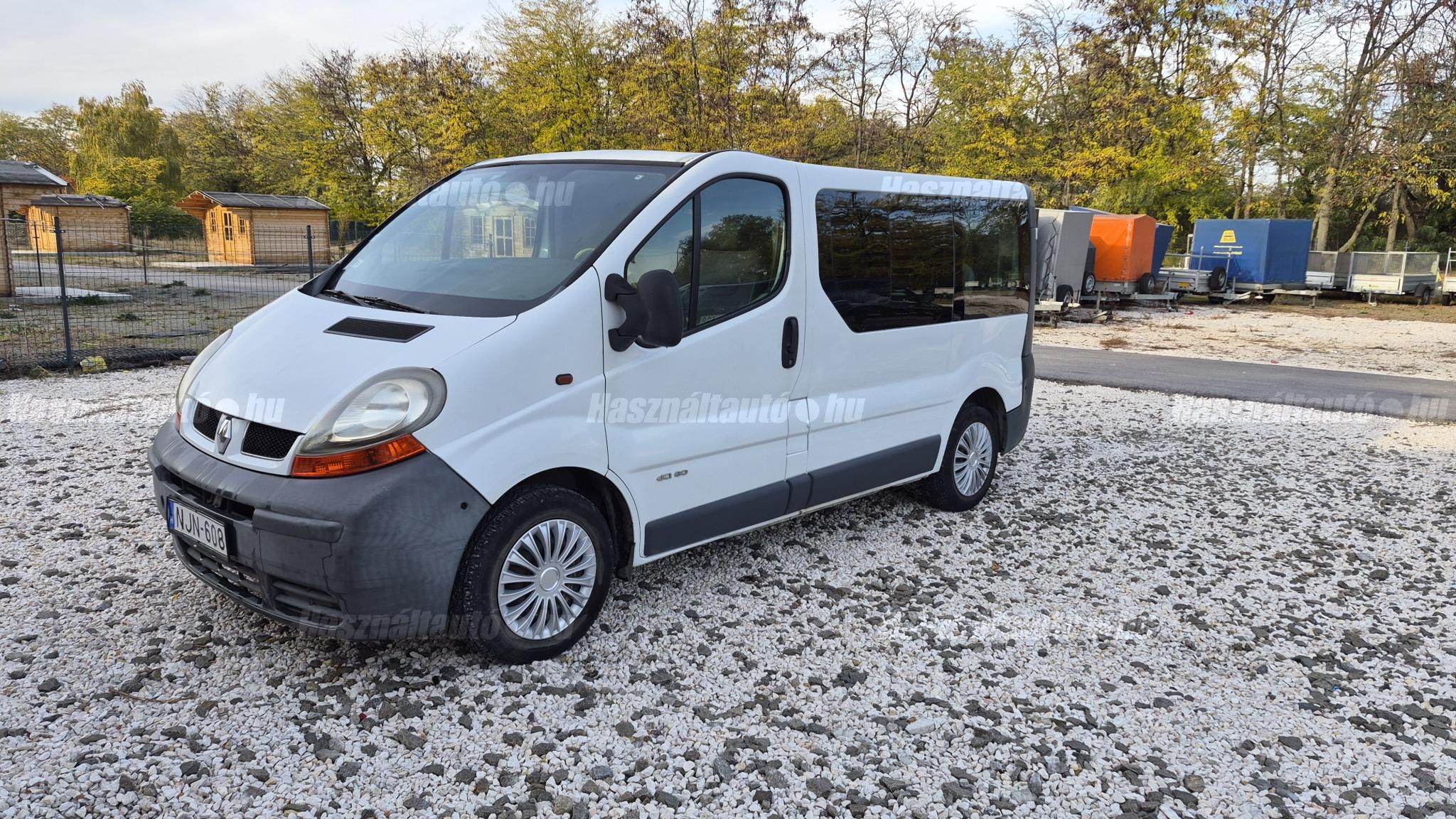 RENAULT TRAFIC 2003/8 - 1
