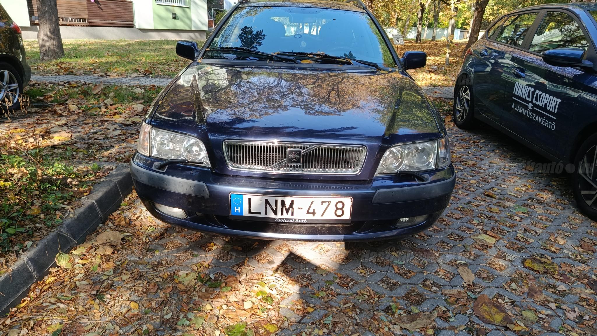 VOLVO V40 2001 - 1