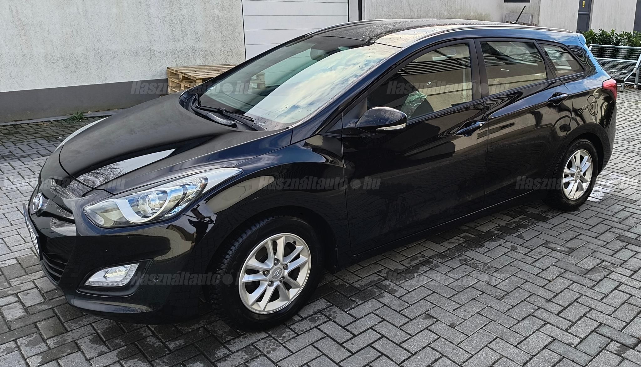 HYUNDAI I30 2013/2 - 1