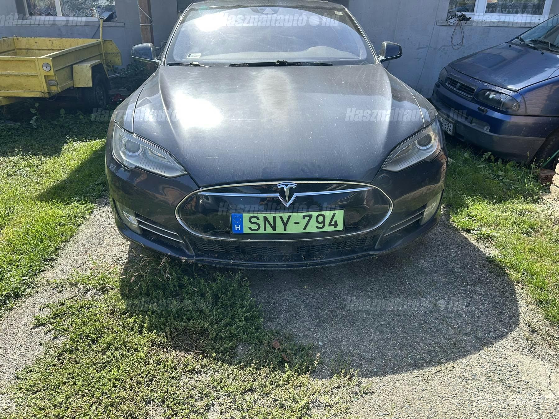 TESLA MODEL S 2016/6 - 1