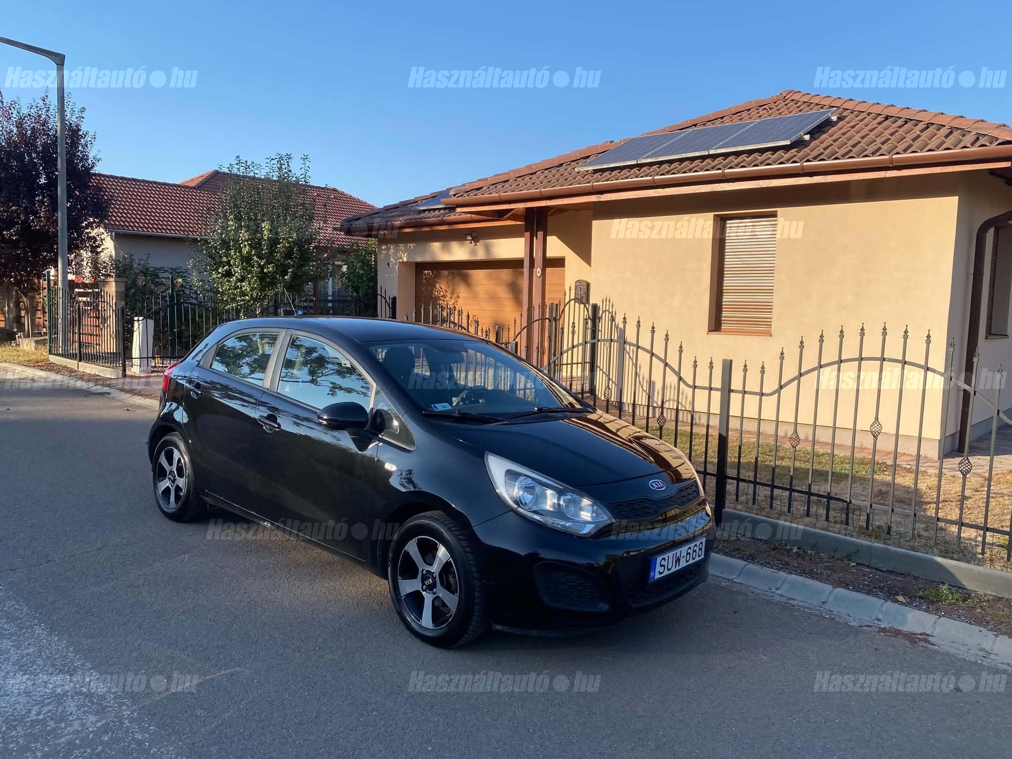 KIA RIO 2012/7 - 1