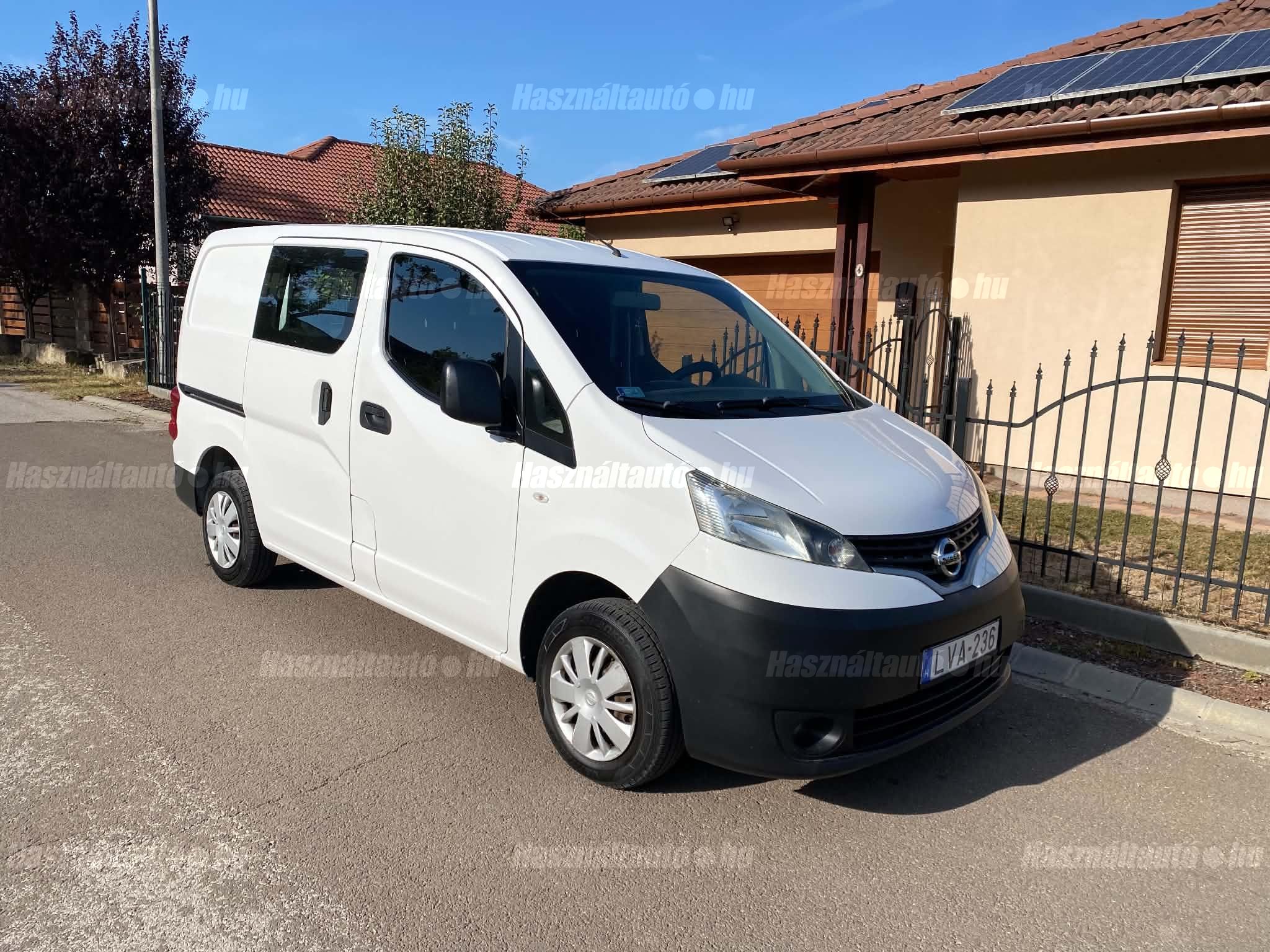 NISSAN NV200 2010/12 - 1
