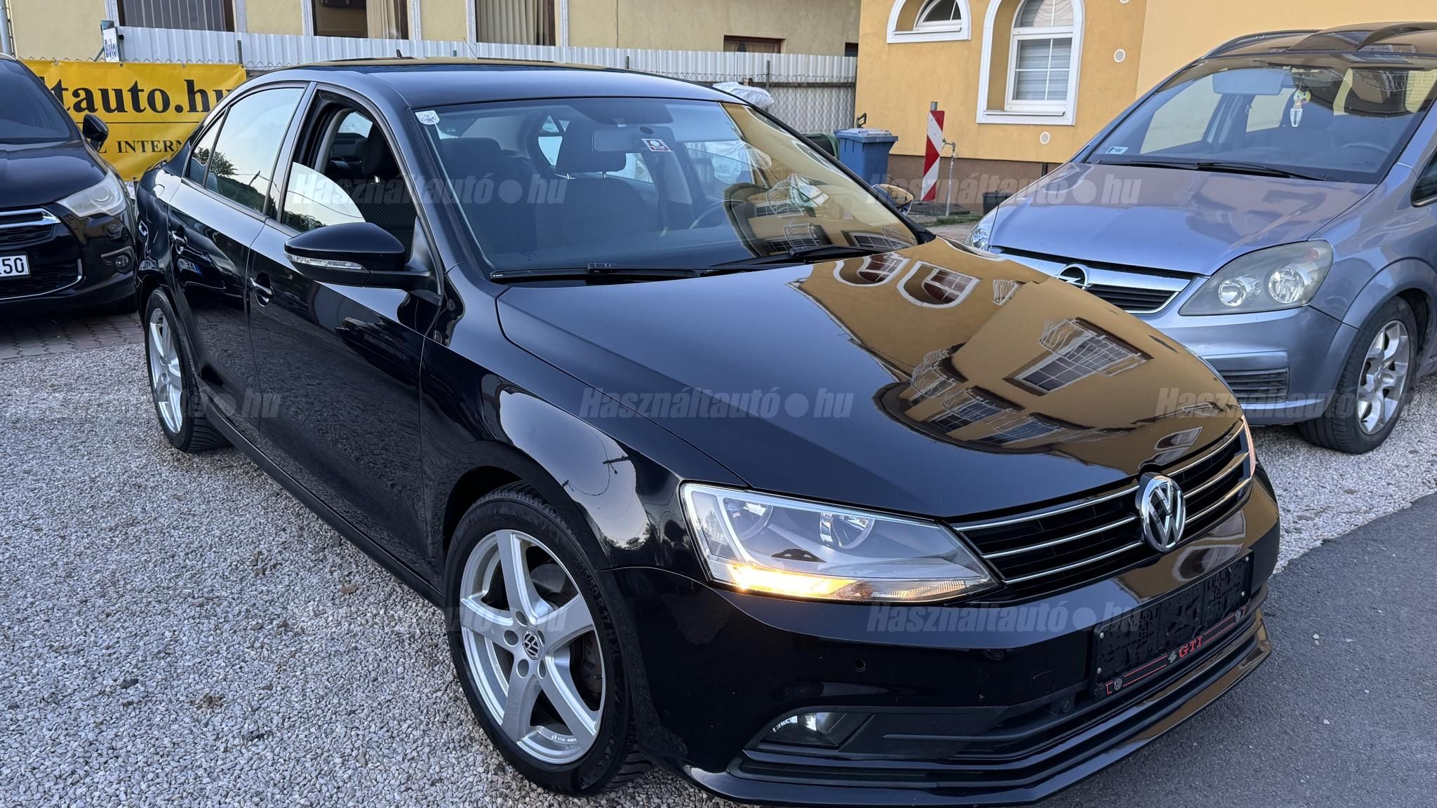 VOLKSWAGEN JETTA 2015/5 - 1