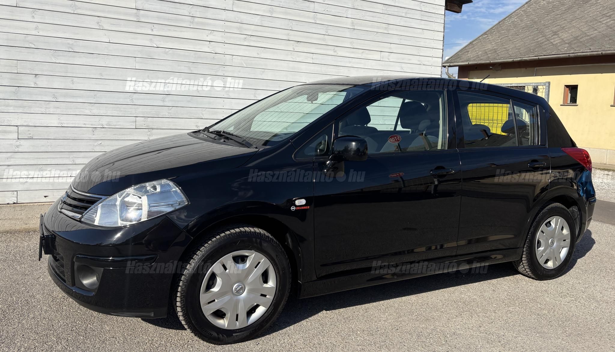 NISSAN TIIDA 2010/6 - 1