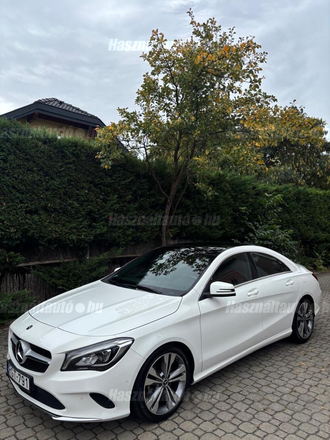 MERCEDES-BENZ CLA 180 2019/5 - 1