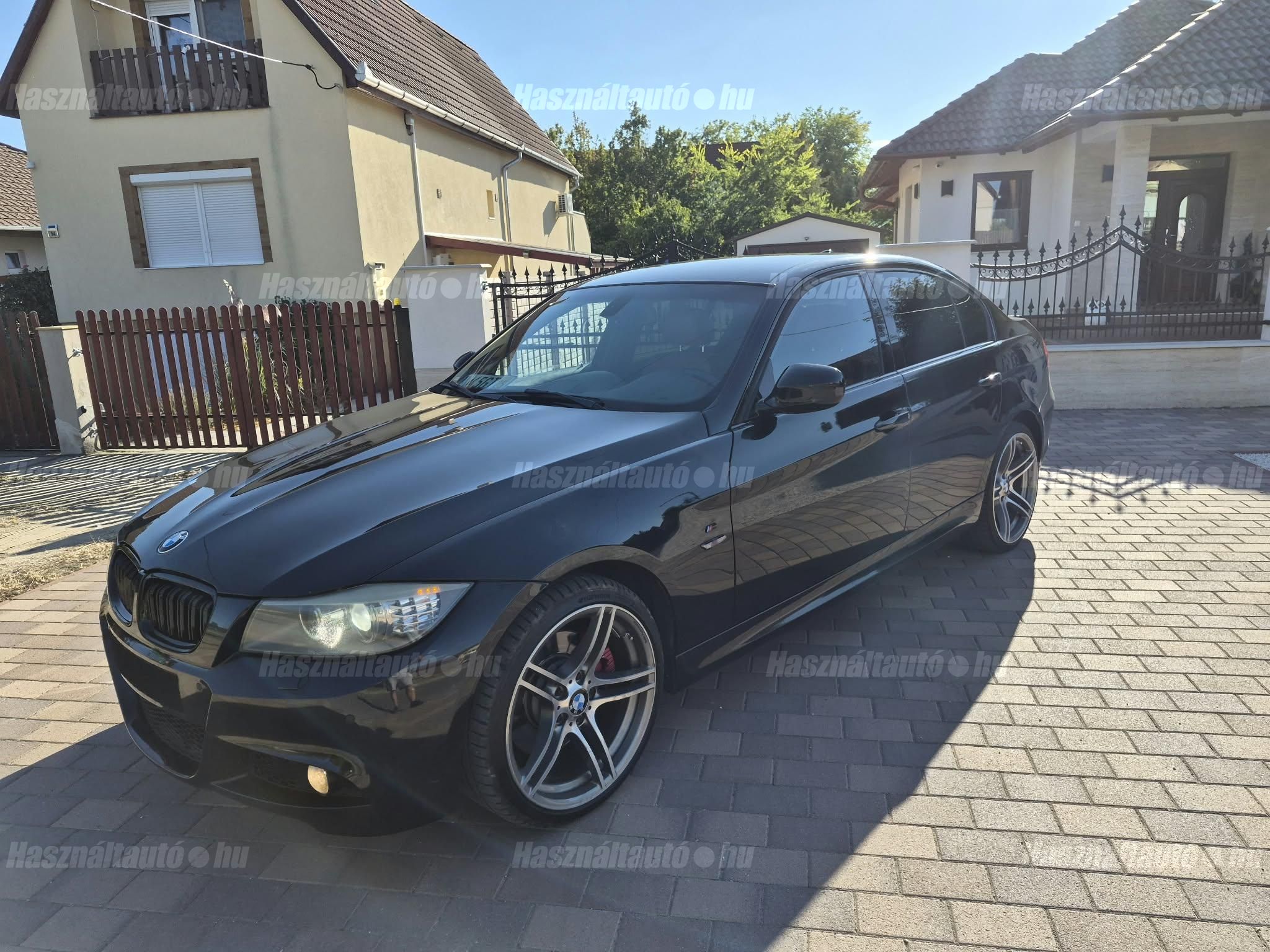 BMW 330 2010/5 - 1