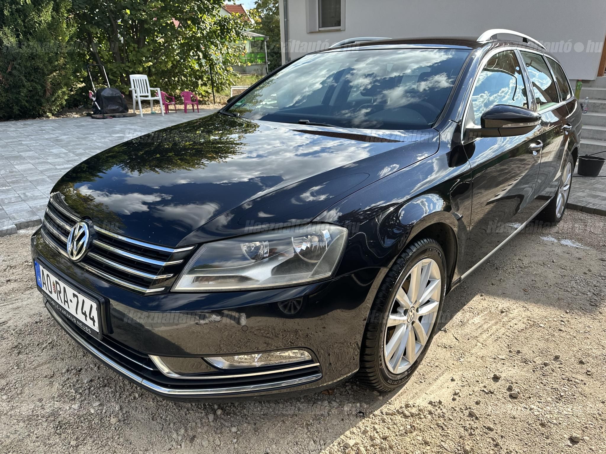 VOLKSWAGEN PASSAT 2012/7 - 1