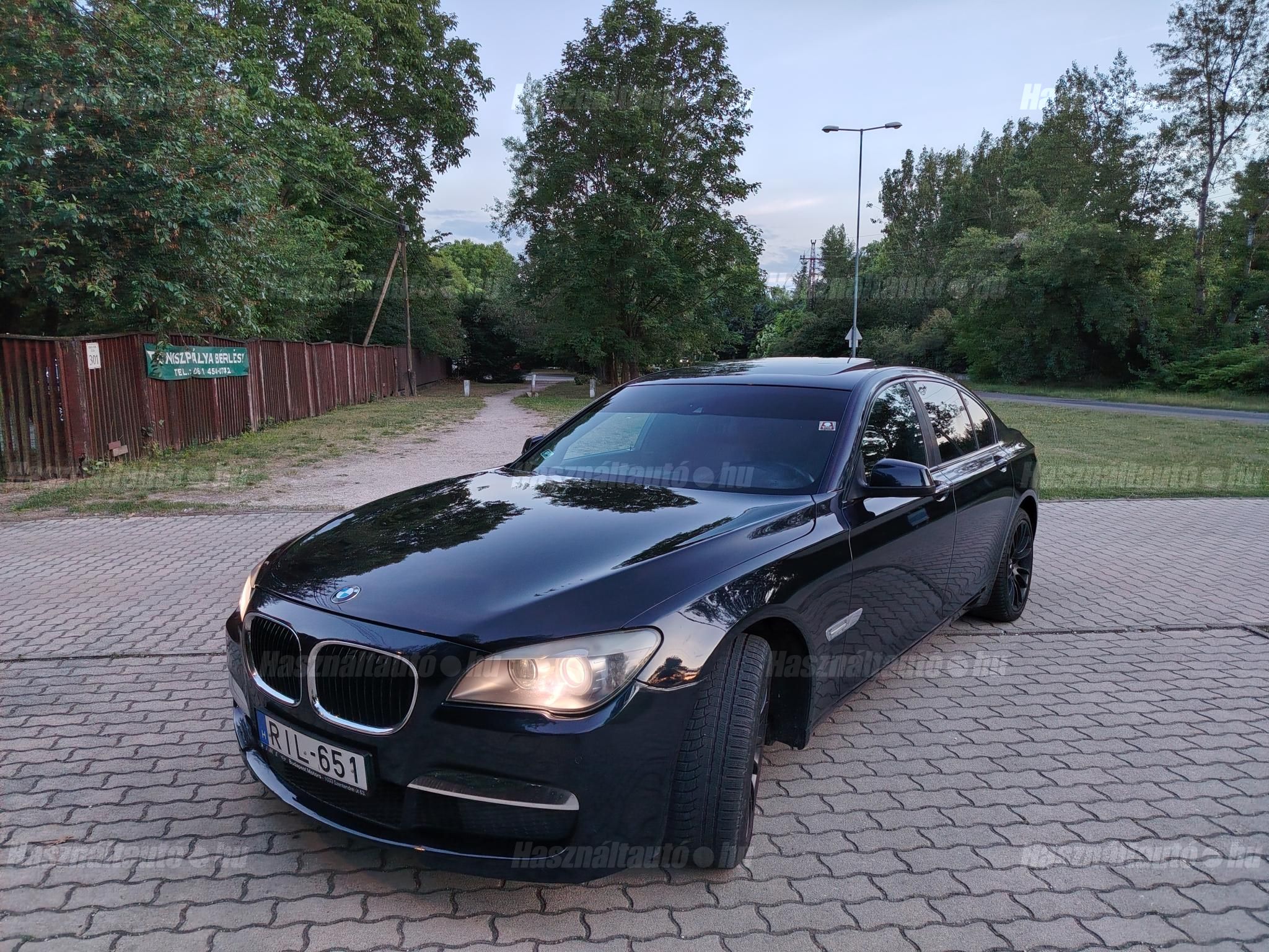 BMW 730 2011/1 - 1