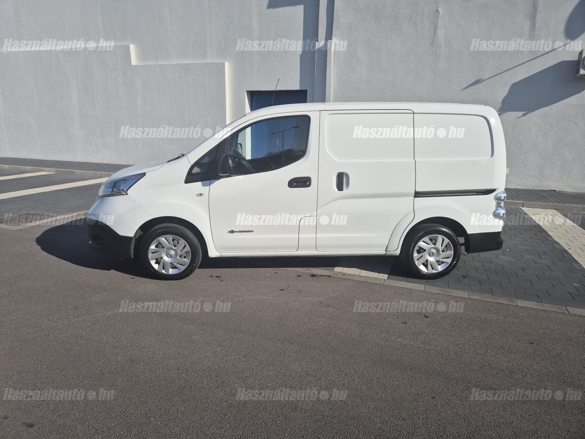 NISSAN NV200 2018 - 1