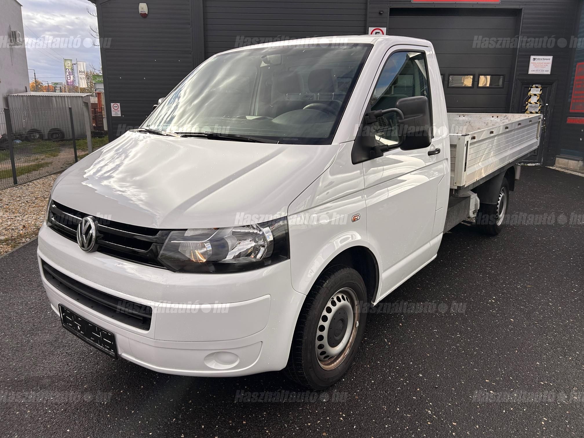 VOLKSWAGEN TRANSPORTER 2015/4 - 1