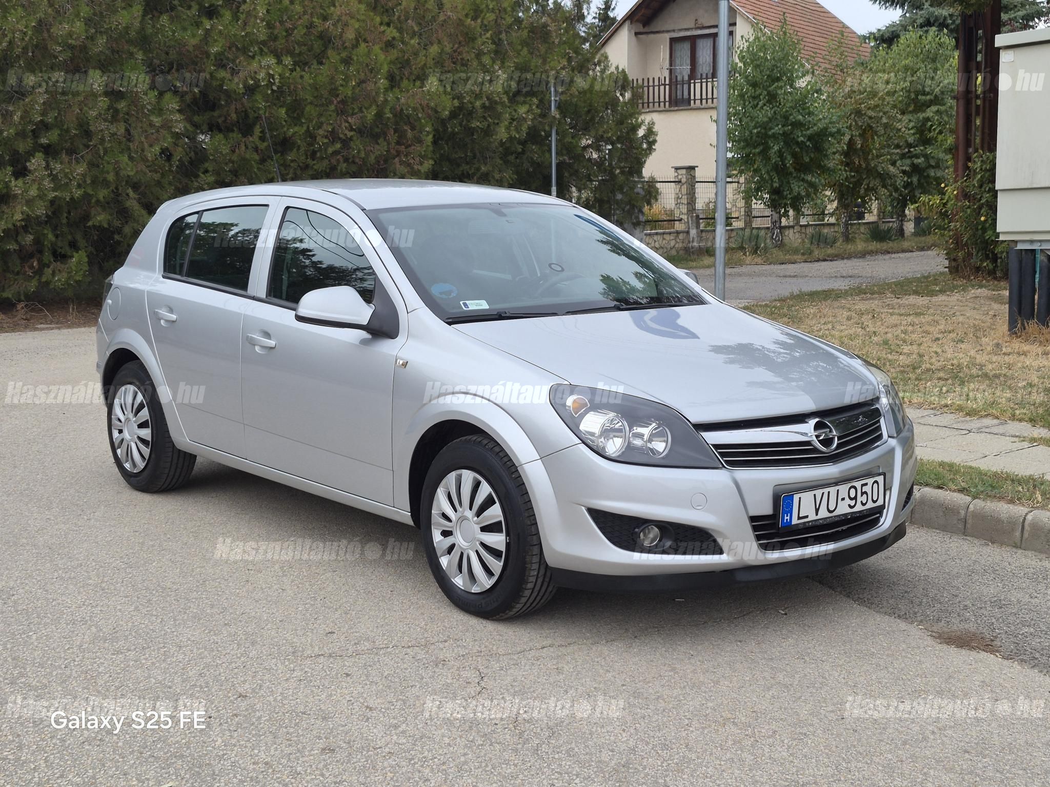 OPEL ASTRA H 2011/3 - 1