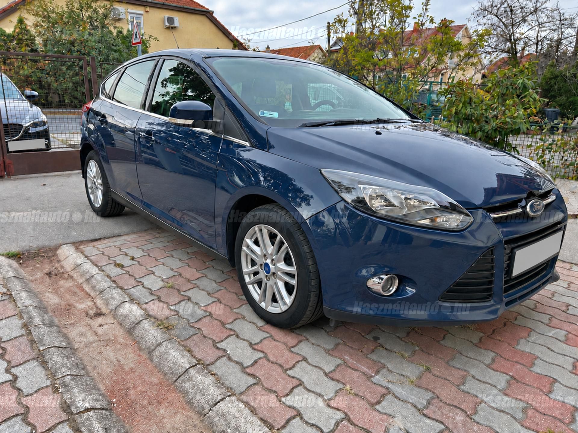FORD FOCUS 2013/6 - 1