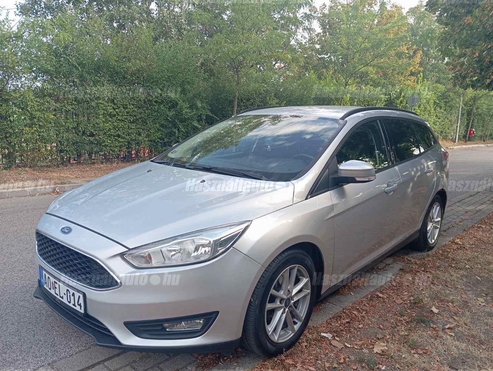 FORD FOCUS 2016/11 - 1