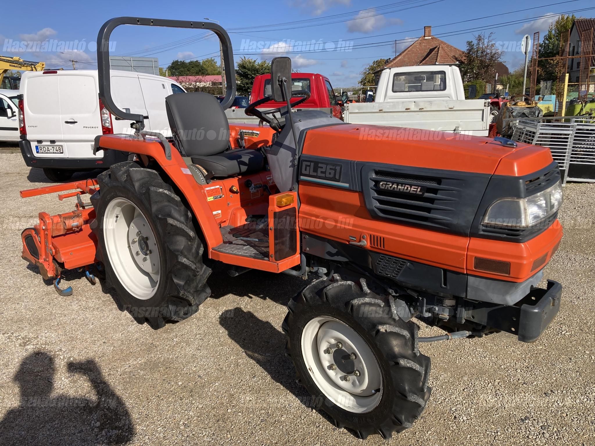 KUBOTA 1996/6 - 1