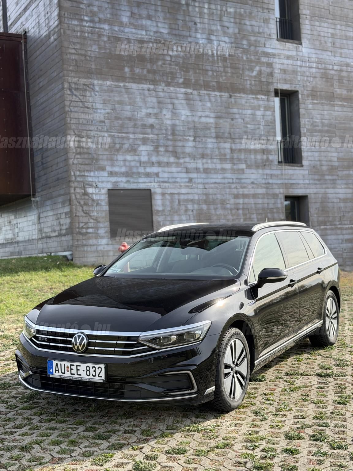 VOLKSWAGEN PASSAT 2022/9 - 1