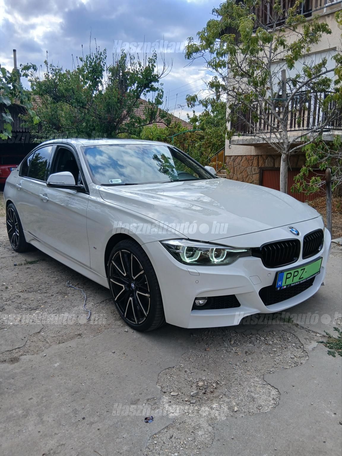 BMW 330 2018/3 - 1