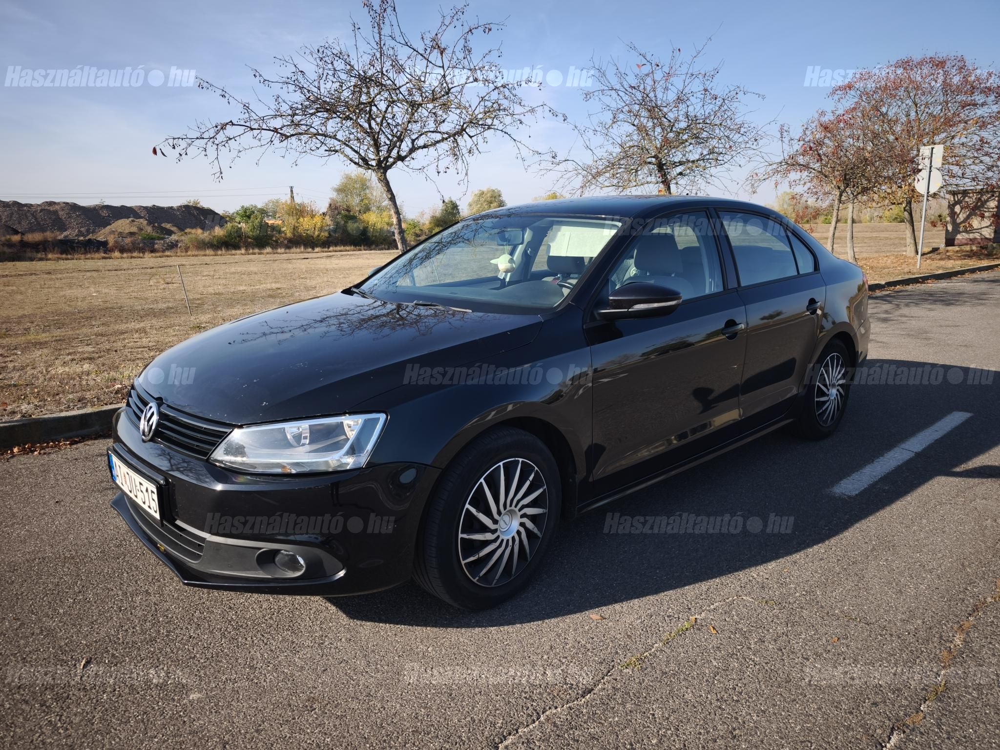 VOLKSWAGEN JETTA 2013/5 - 1