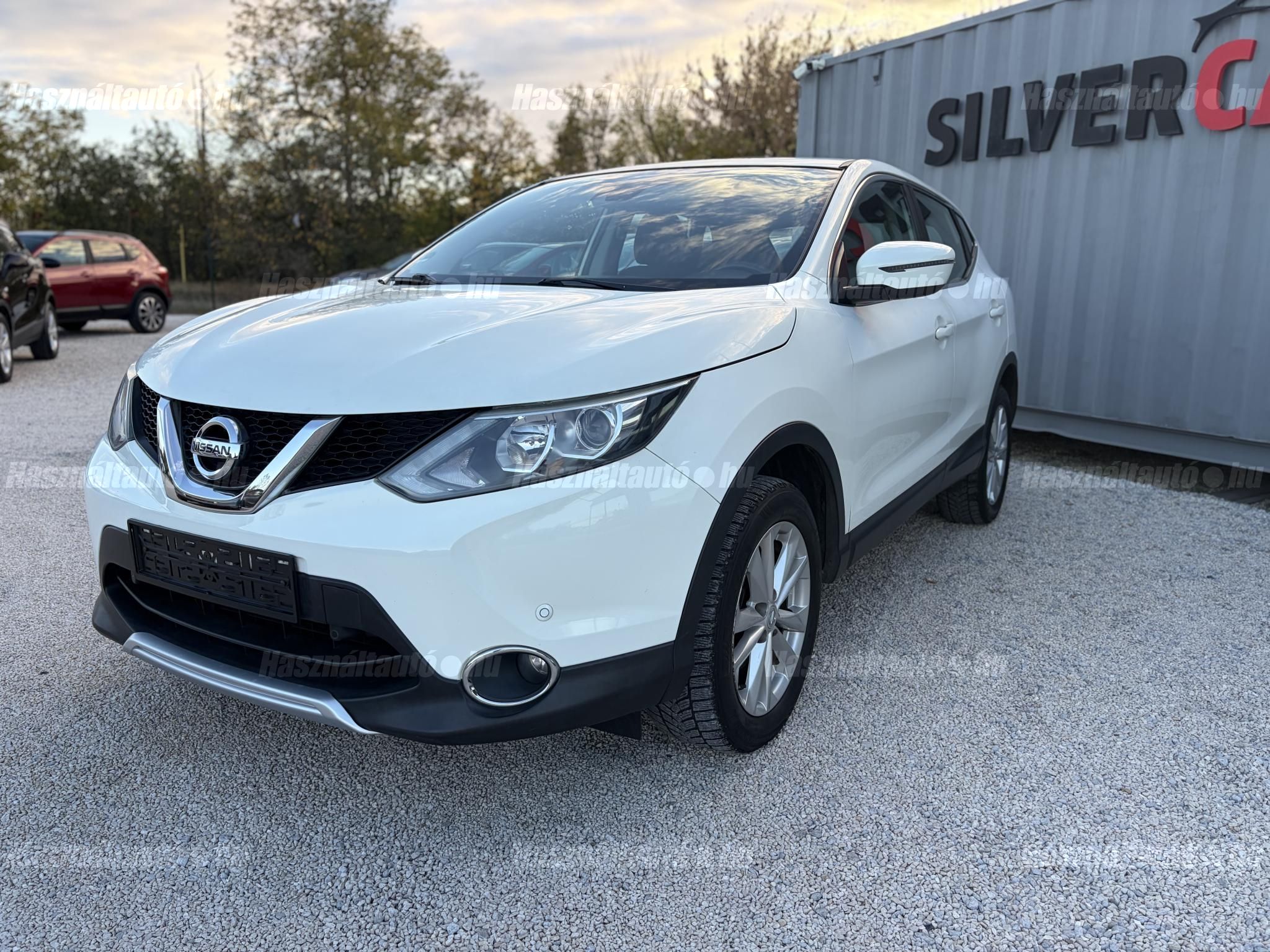 NISSAN QASHQAI 2015 - 1