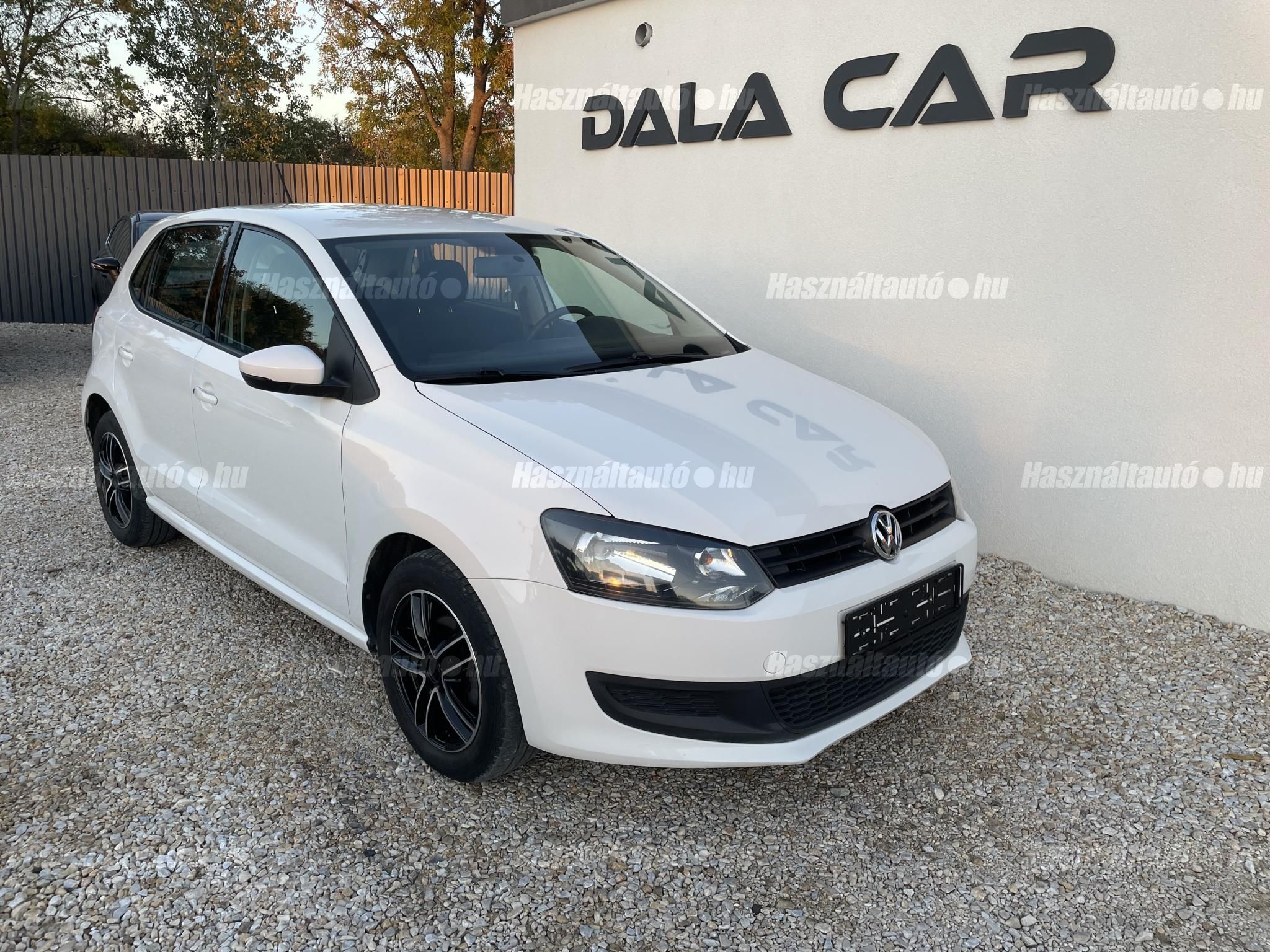 VOLKSWAGEN POLO 2012/8 - 1