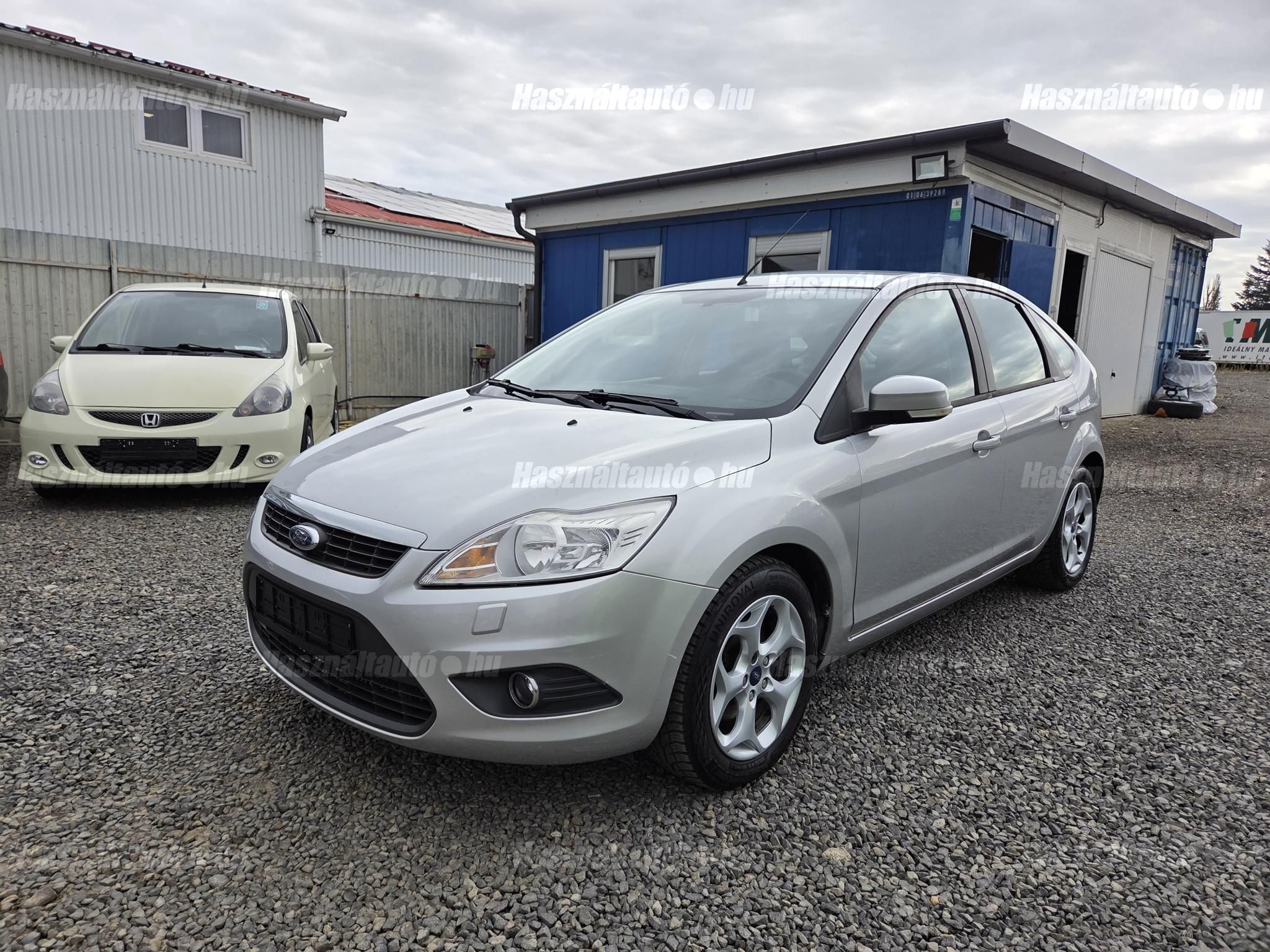 FORD FOCUS 2011/8 - 1