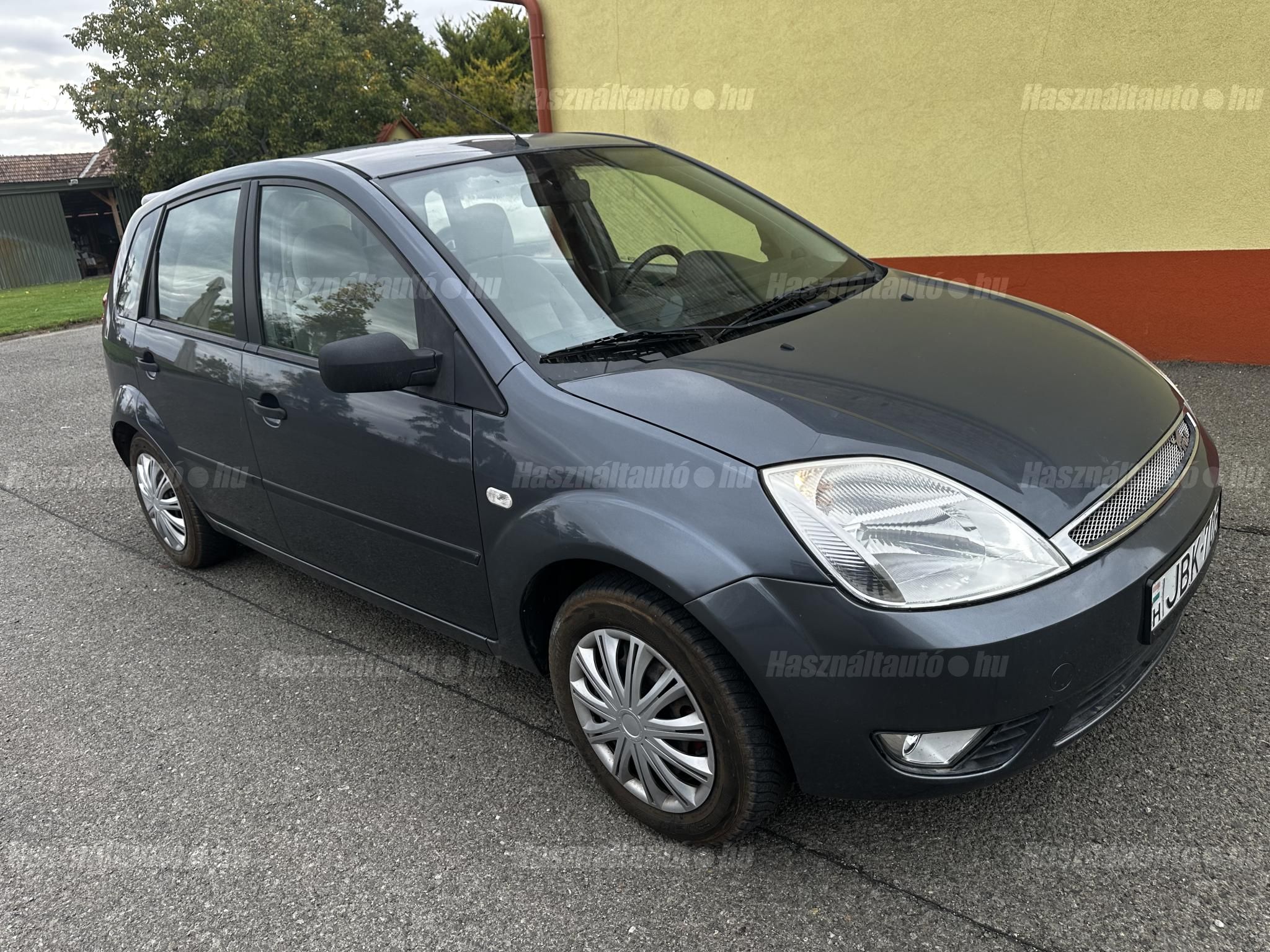 FORD FIESTA 2004/4 - 1