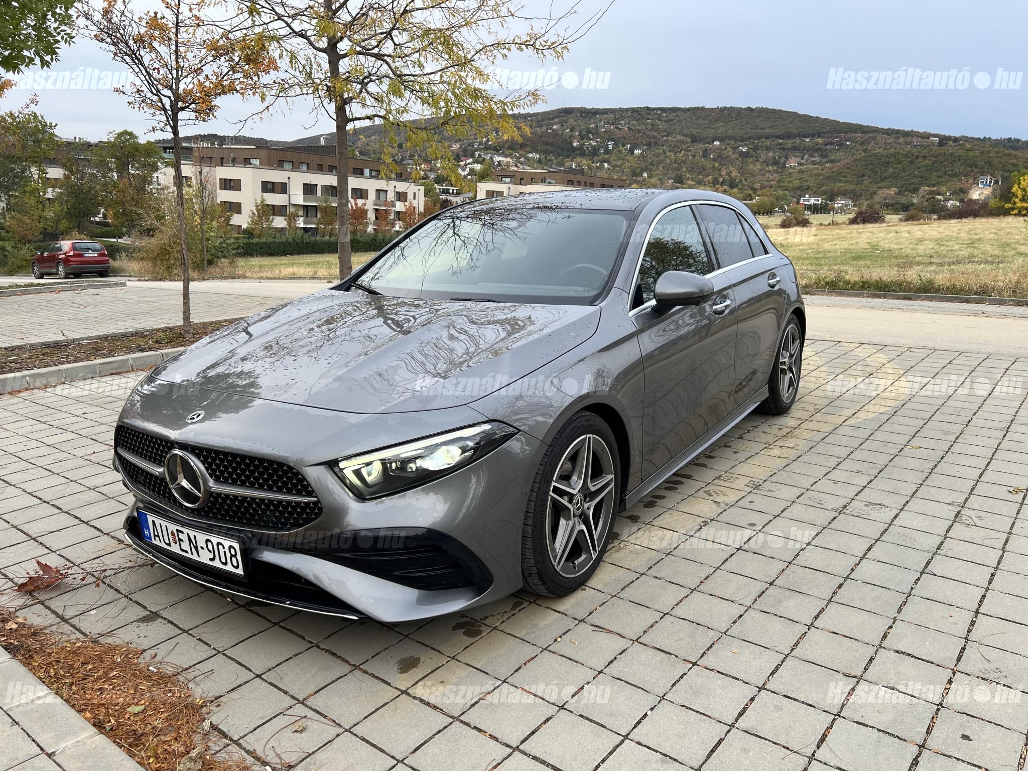 MERCEDES-BENZ A 200 2023/4 - 1