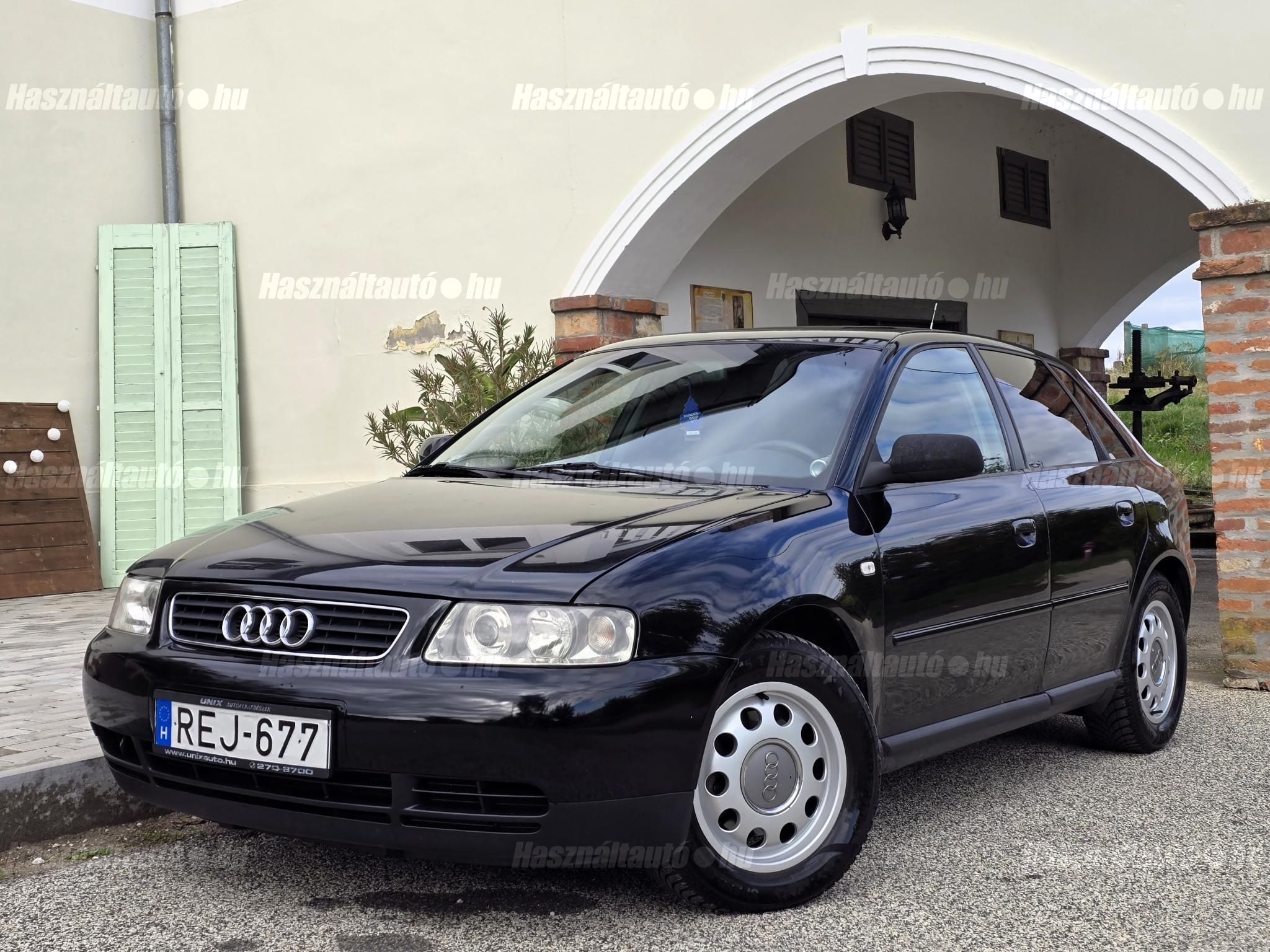 AUDI A3 2002/9 - 1
