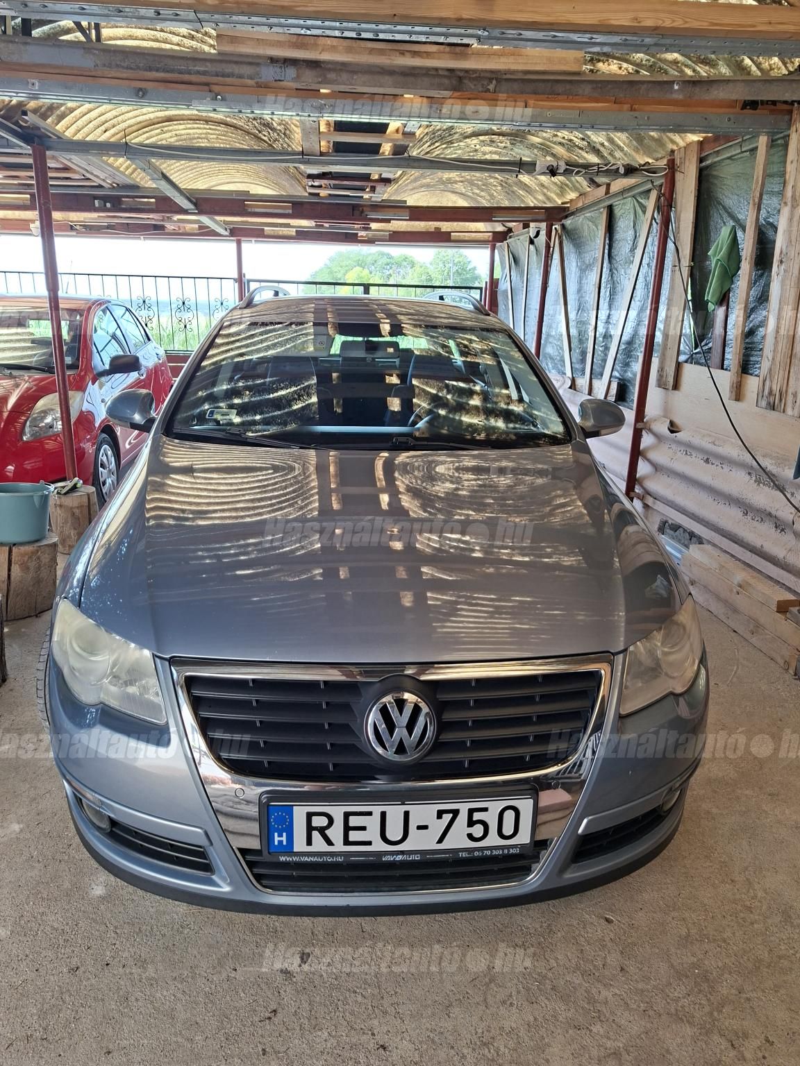 VOLKSWAGEN PASSAT VI 2010 - 1